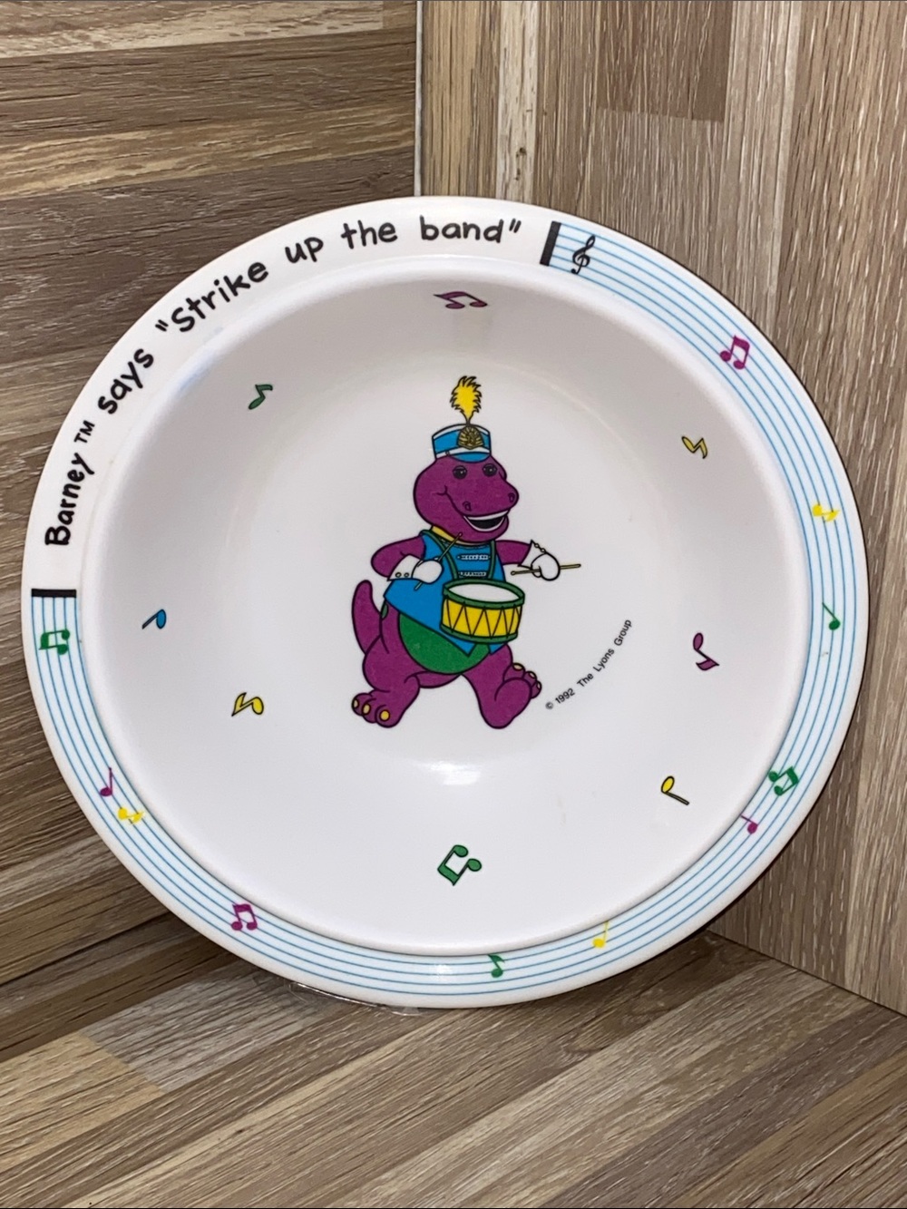 Barney the Purple dinosaur 90s vintage nostalgia - Childrens Dining bowl